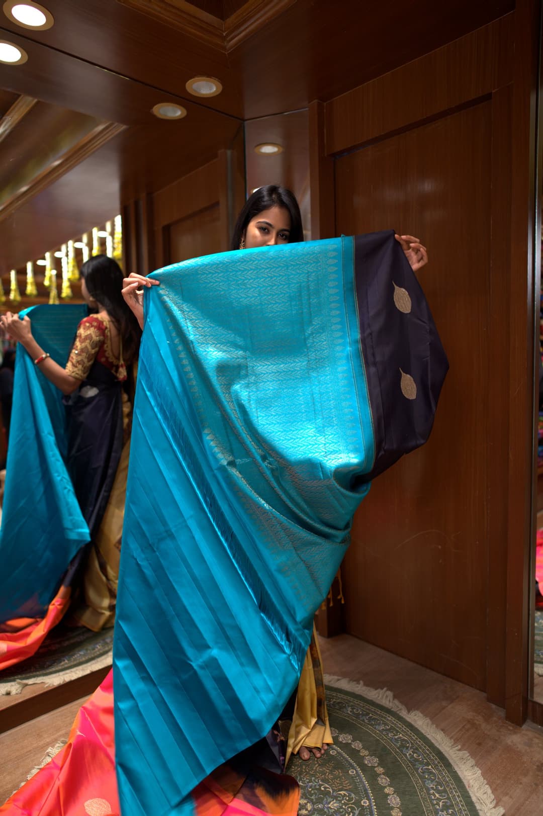 Ink Blue Silver Butta Kanjeevaram Silk Saree, Ink Blue Korvai Kanjeevaram silk saree — detail view 3