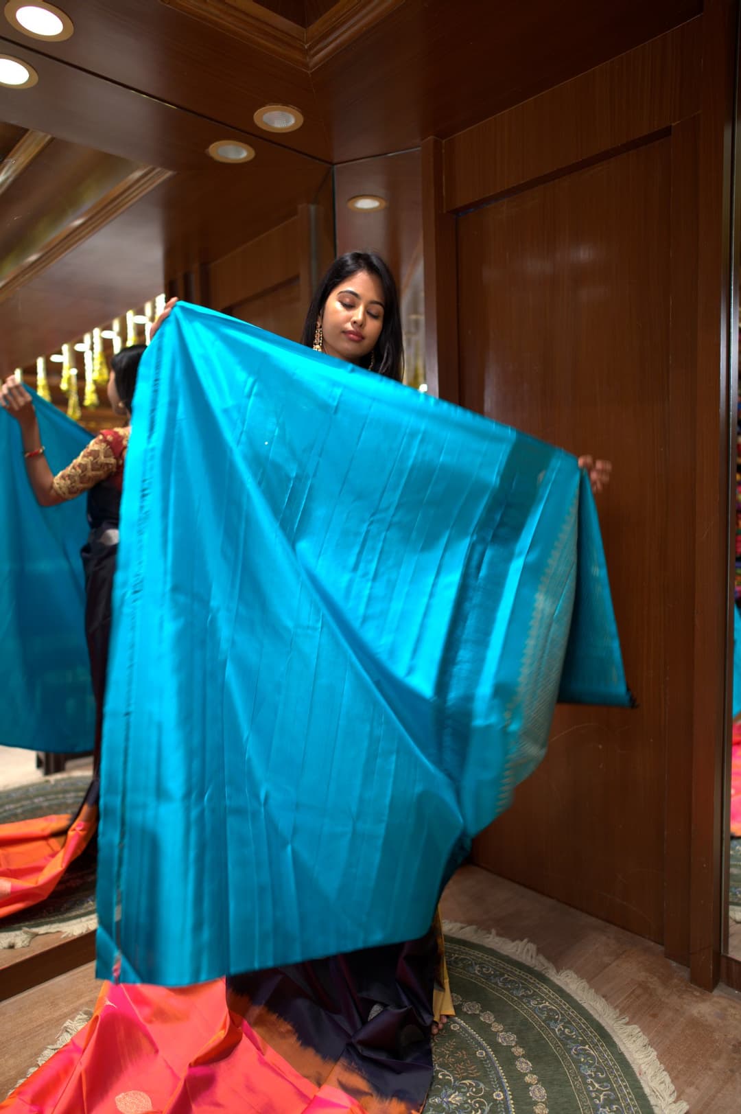 Ink Blue Silver Butta Kanjeevaram Silk Saree, Ink Blue Korvai Kanjeevaram silk saree — detail view 4