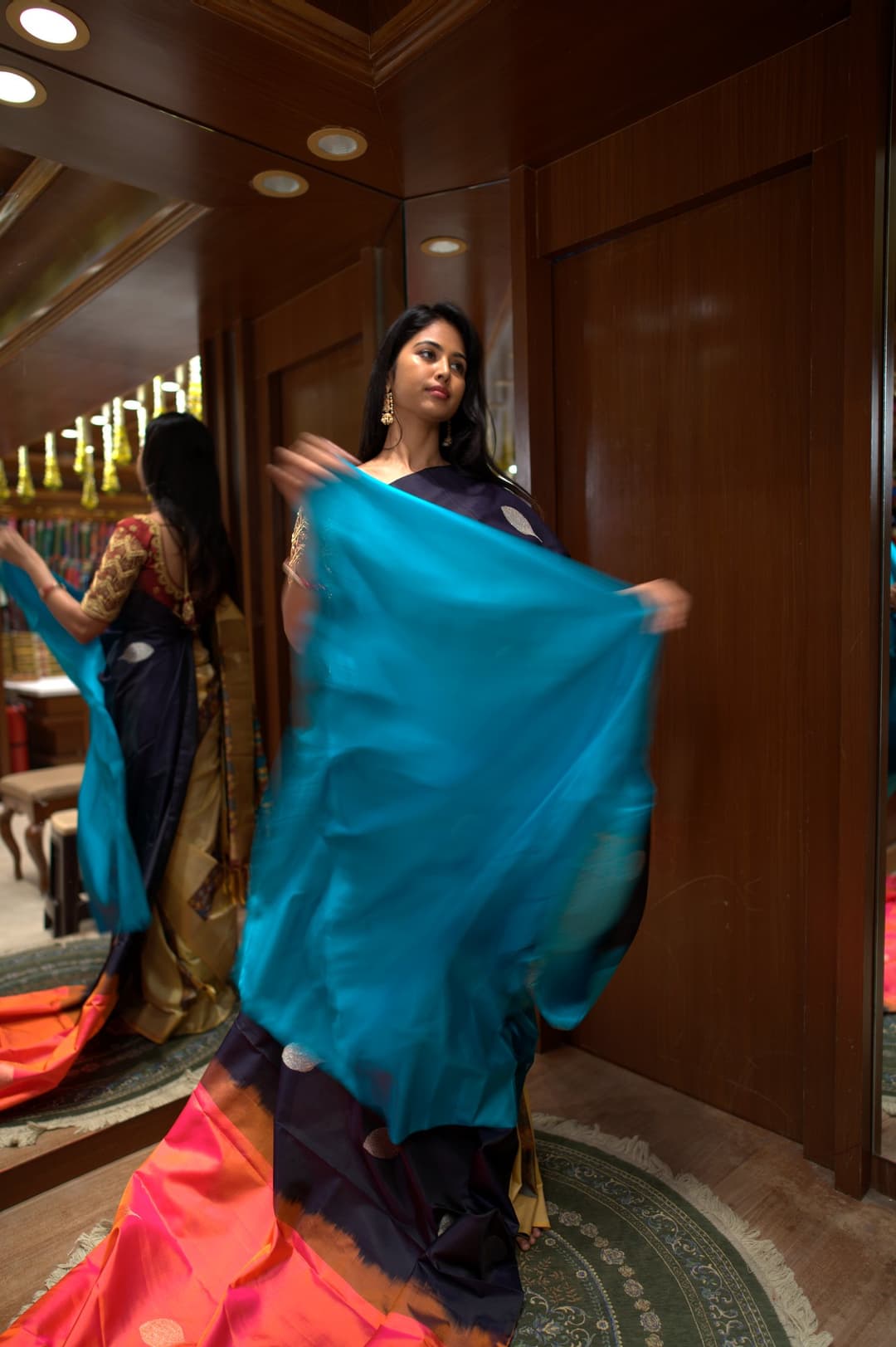 Ink Blue Silver Butta Kanjeevaram Silk Saree, Ink Blue Korvai Kanjeevaram silk saree — detail view 5