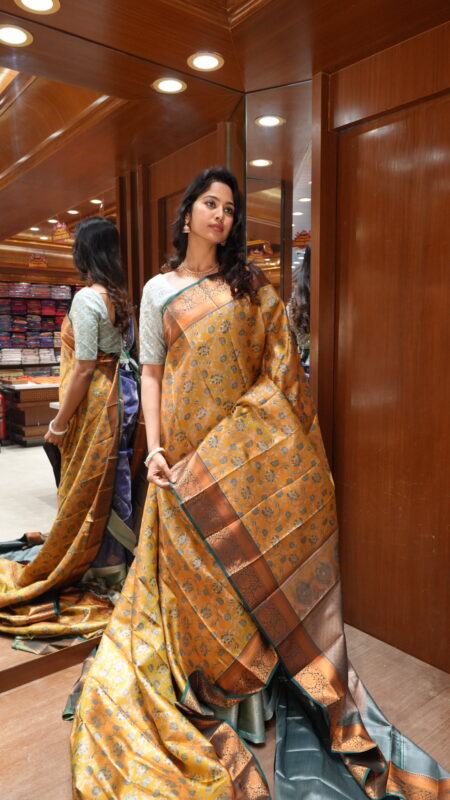 Regal Fusion: Wine Purple and Teal Silk Saree