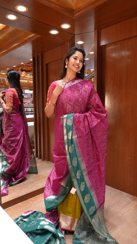 Lustrous Magenta & Teal Contrast Saree with Silver Zari Work